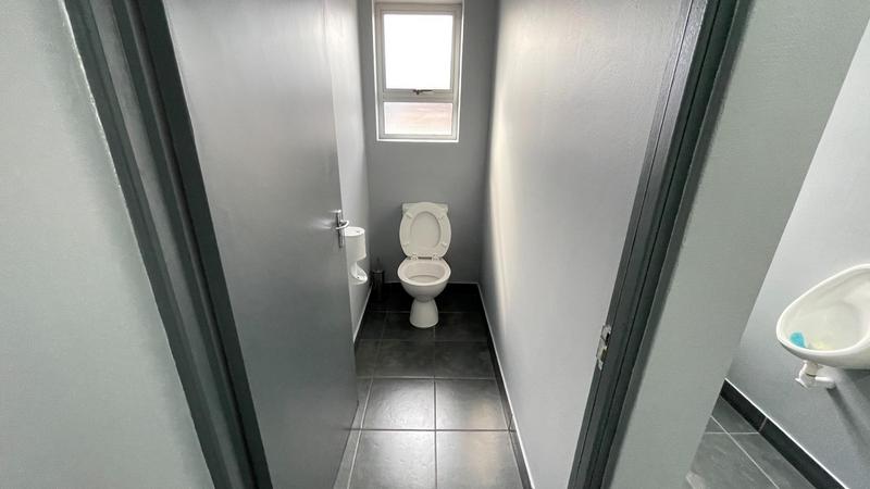 To Let commercial Property for Rent in Greenbushes Eastern Cape